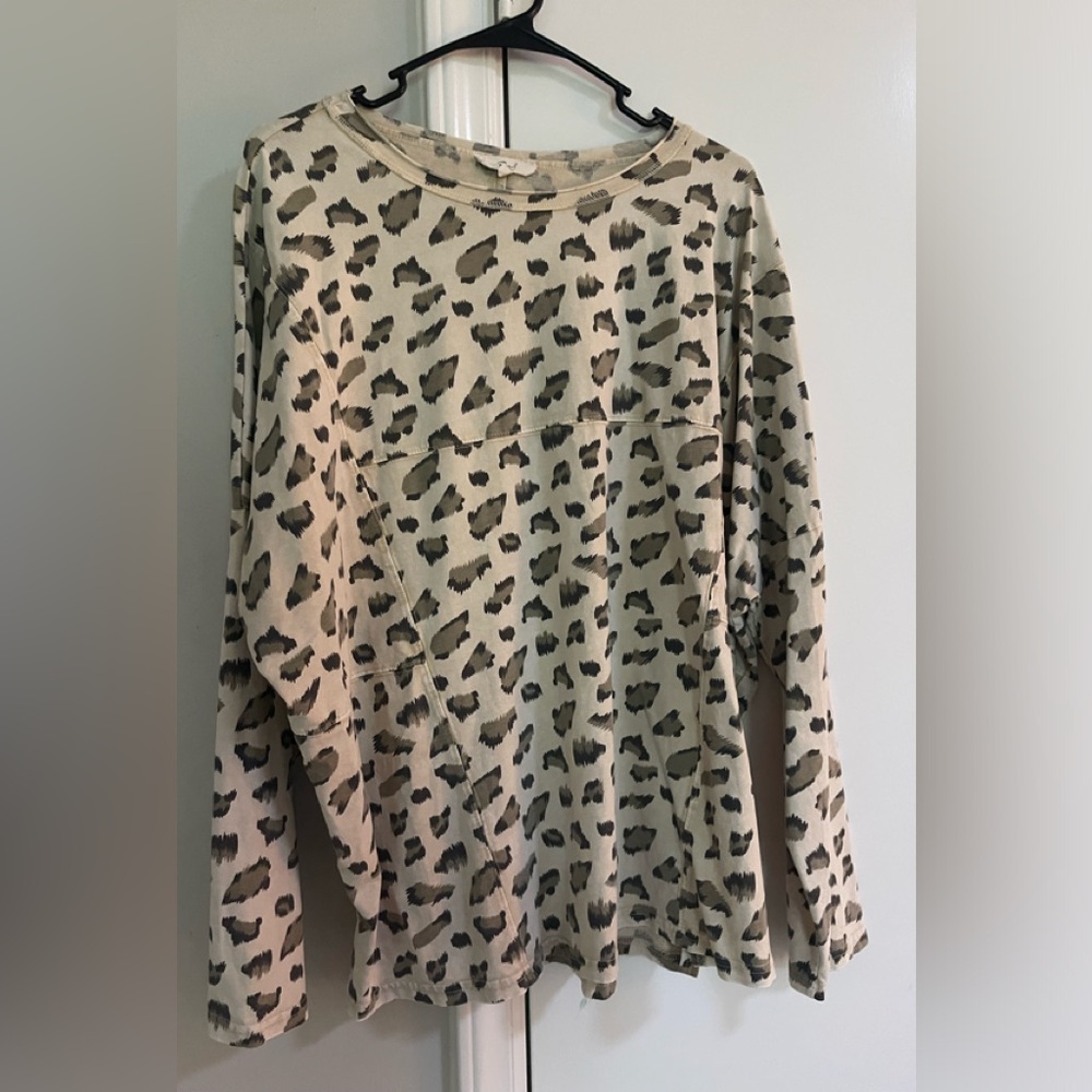 Cheetah print boutique top